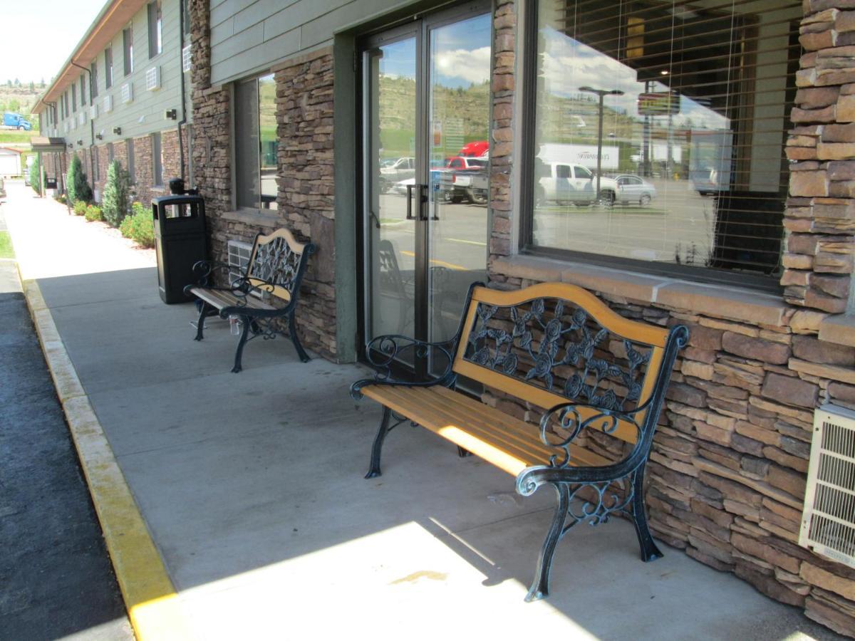 Super 8 By Wyndham Columbus Hotel Exterior foto
